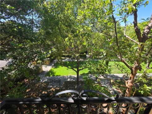 129  Chantilly  , Irvine, CA