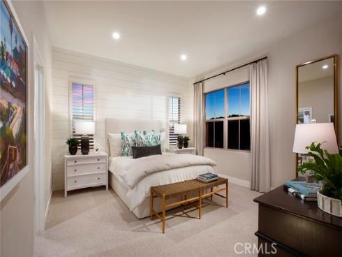 217  Birdseye  , Irvine, CA