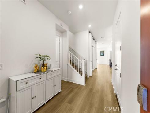 405  Clipper  , Irvine, CA