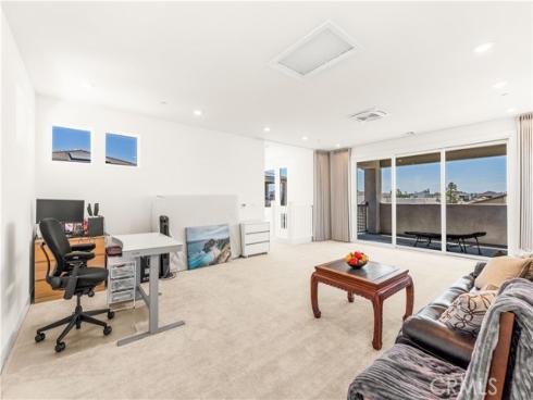 405  Clipper  , Irvine, CA