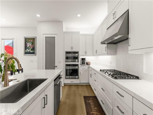 405  Clipper  , Irvine, CA