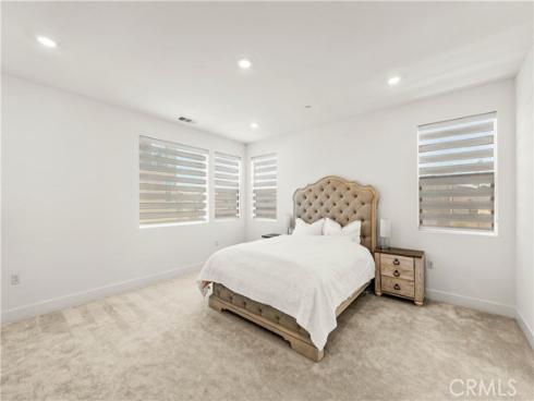405  Clipper  , Irvine, CA