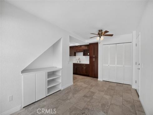 122 Almador , Irvine, CA