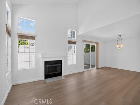122 Almador , Irvine, CA
