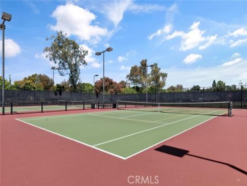 122 Almador , Irvine, CA