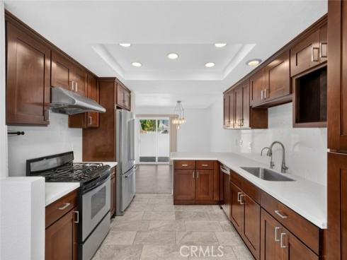 122 Almador , Irvine, CA