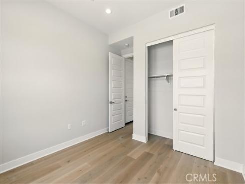 133  Apron  , Irvine, CA