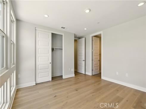 133  Apron  , Irvine, CA