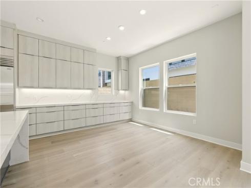 133  Apron  , Irvine, CA