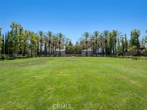 231 Mantle , Irvine, CA