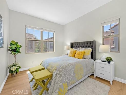 231 Mantle , Irvine, CA