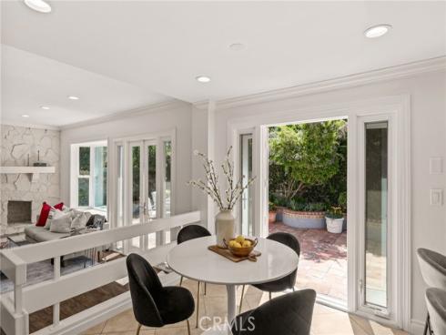 16  Harrisburg  , Irvine, CA