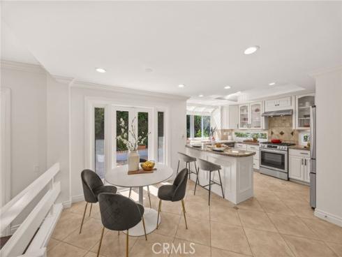 16  Harrisburg  , Irvine, CA