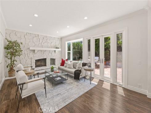 16  Harrisburg  , Irvine, CA