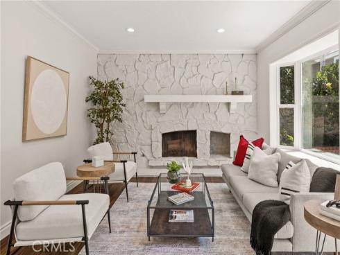 16  Harrisburg  , Irvine, CA