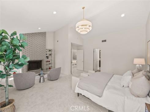 16  Harrisburg  , Irvine, CA