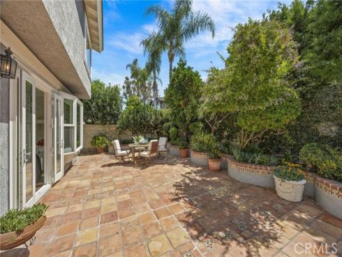16  Harrisburg  , Irvine, CA