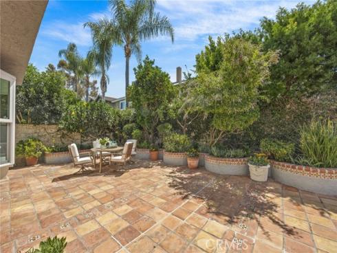 16  Harrisburg  , Irvine, CA