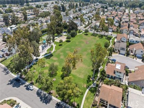 16  Harrisburg  , Irvine, CA