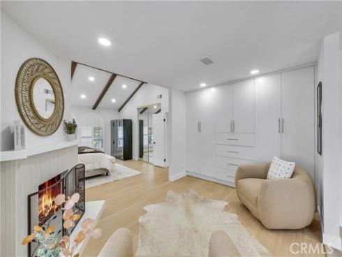56 Monticello , Irvine, CA