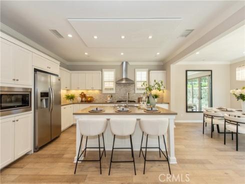 146  Rotunda  , Irvine, CA