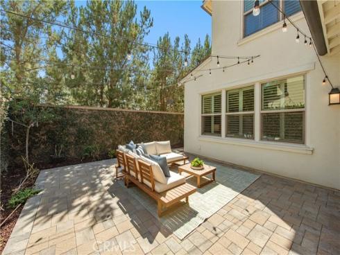 146  Rotunda  , Irvine, CA