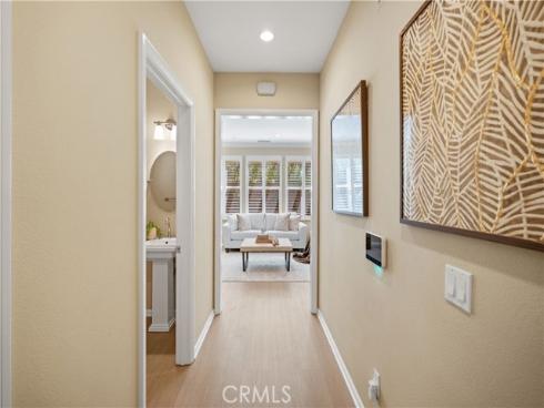 190  Crescent Moon  , Irvine, CA