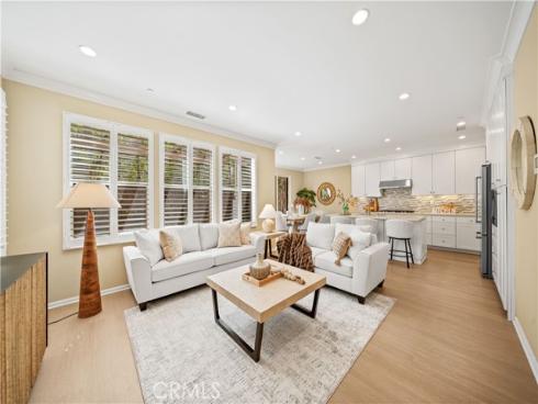 190  Crescent Moon  , Irvine, CA