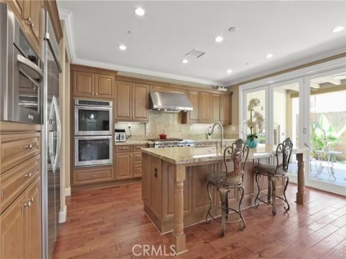67 Hazelton , Irvine, CA
