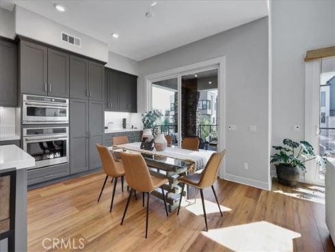 137  Rondo  , Irvine, CA