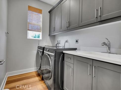 137  Rondo  , Irvine, CA