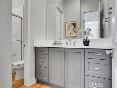 137  Rondo  , Irvine, CA