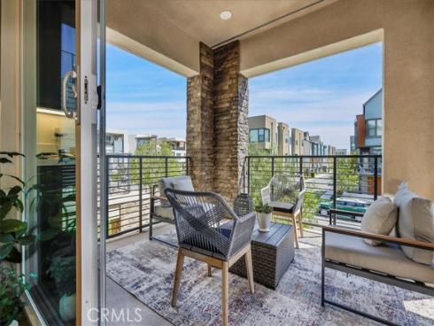 137  Rondo  , Irvine, CA