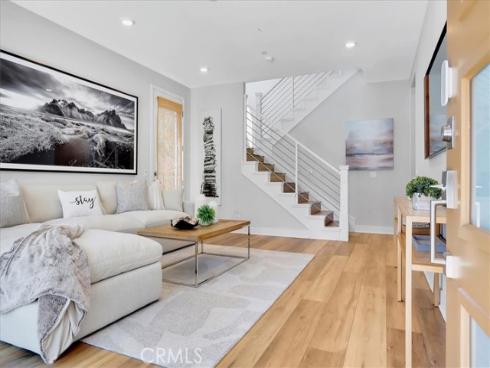 137  Rondo  , Irvine, CA