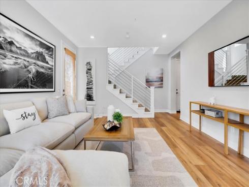 137  Rondo  , Irvine, CA