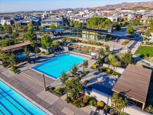 137  Rondo  , Irvine, CA