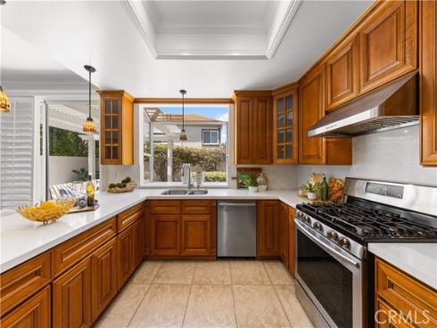 9 Terraza , Irvine, CA