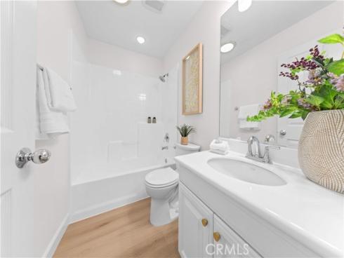213 Great Lawn , Irvine, CA