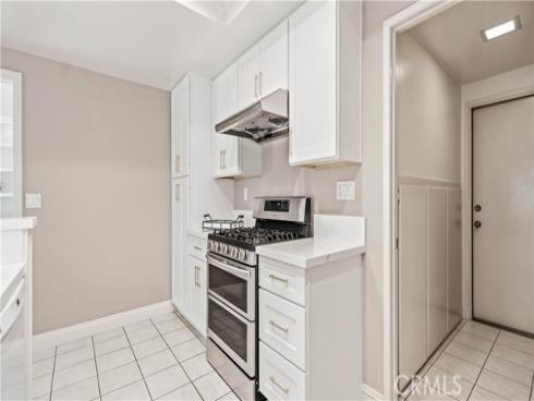 44 Silkberry , Irvine, CA