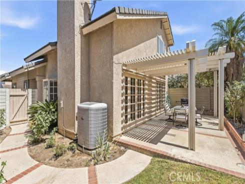 44 Silkberry , Irvine, CA