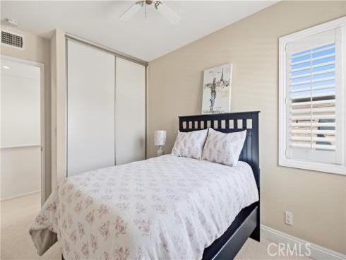 44 Silkberry , Irvine, CA