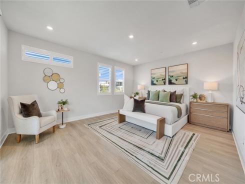 200  Chorus  , Irvine, CA