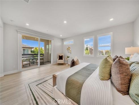 200  Chorus  , Irvine, CA