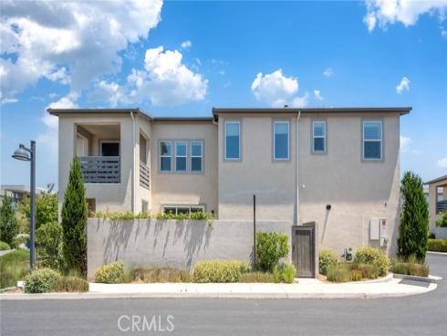 200  Chorus  , Irvine, CA