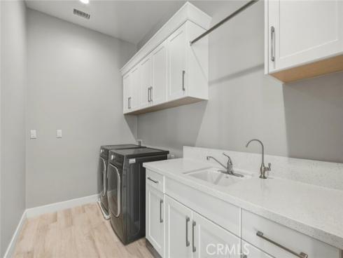 109  Dry   Creek, Irvine, CA