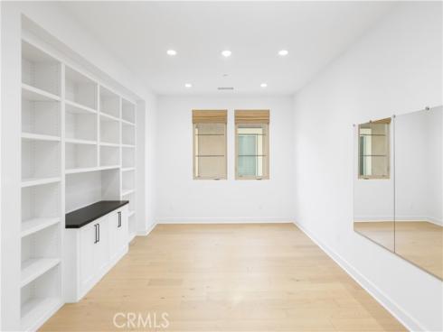 122 Jayhawk , Irvine, CA