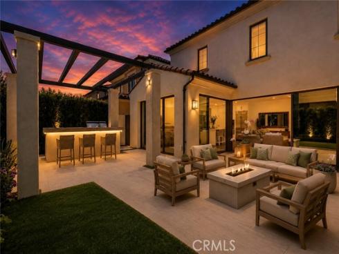 100 Della , Irvine, CA