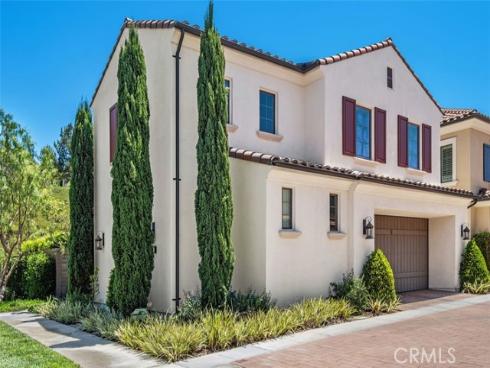 100 Della , Irvine, CA