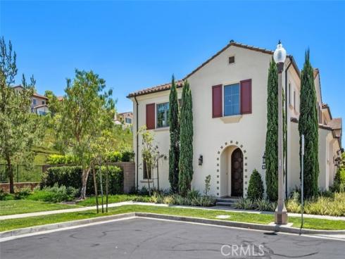 100 Della , Irvine, CA