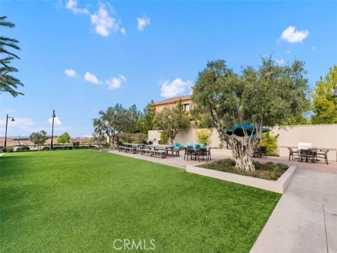 100 Della , Irvine, CA